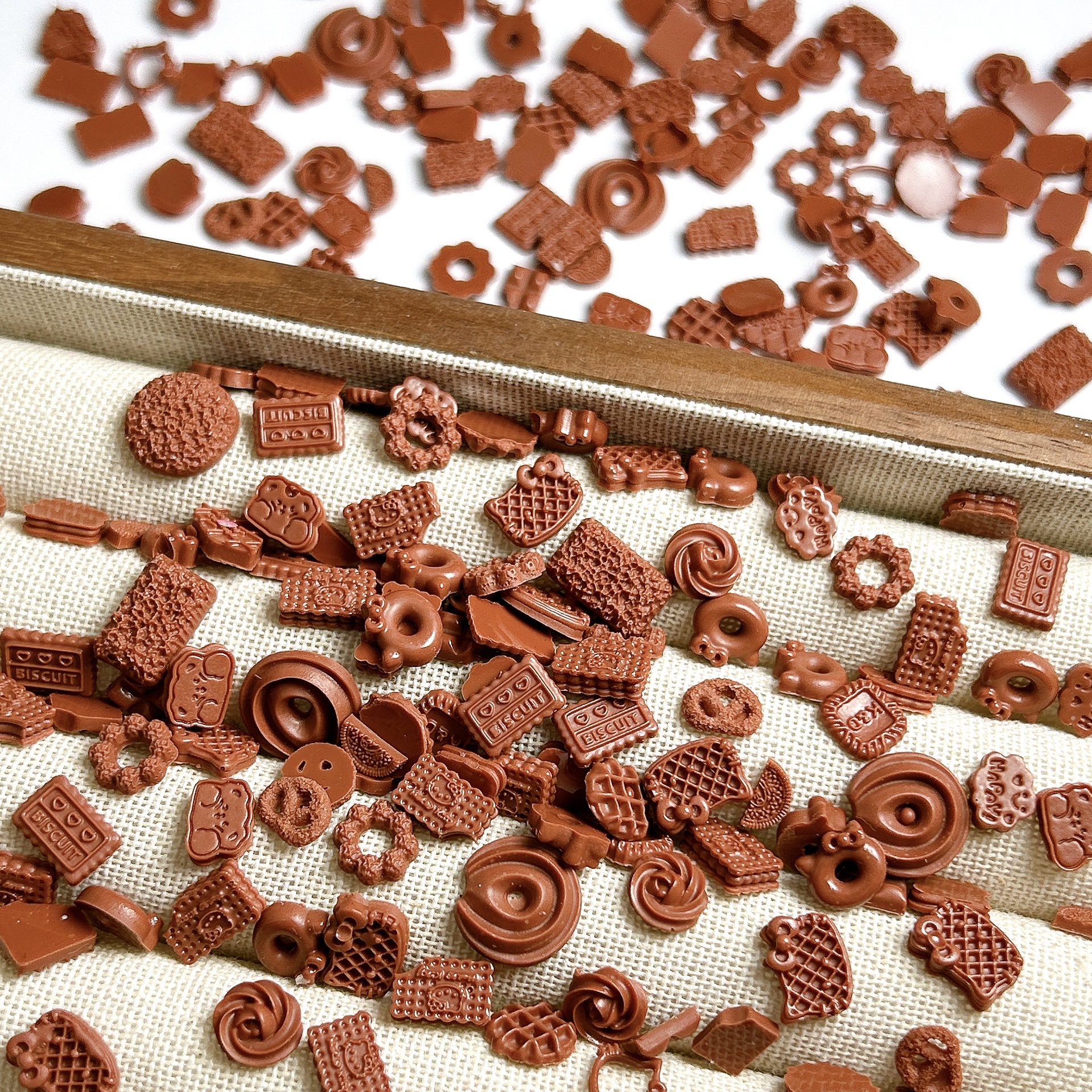 Chocolate Resin Charms Assorte – Junk Food Snacks Bewertung und Preis